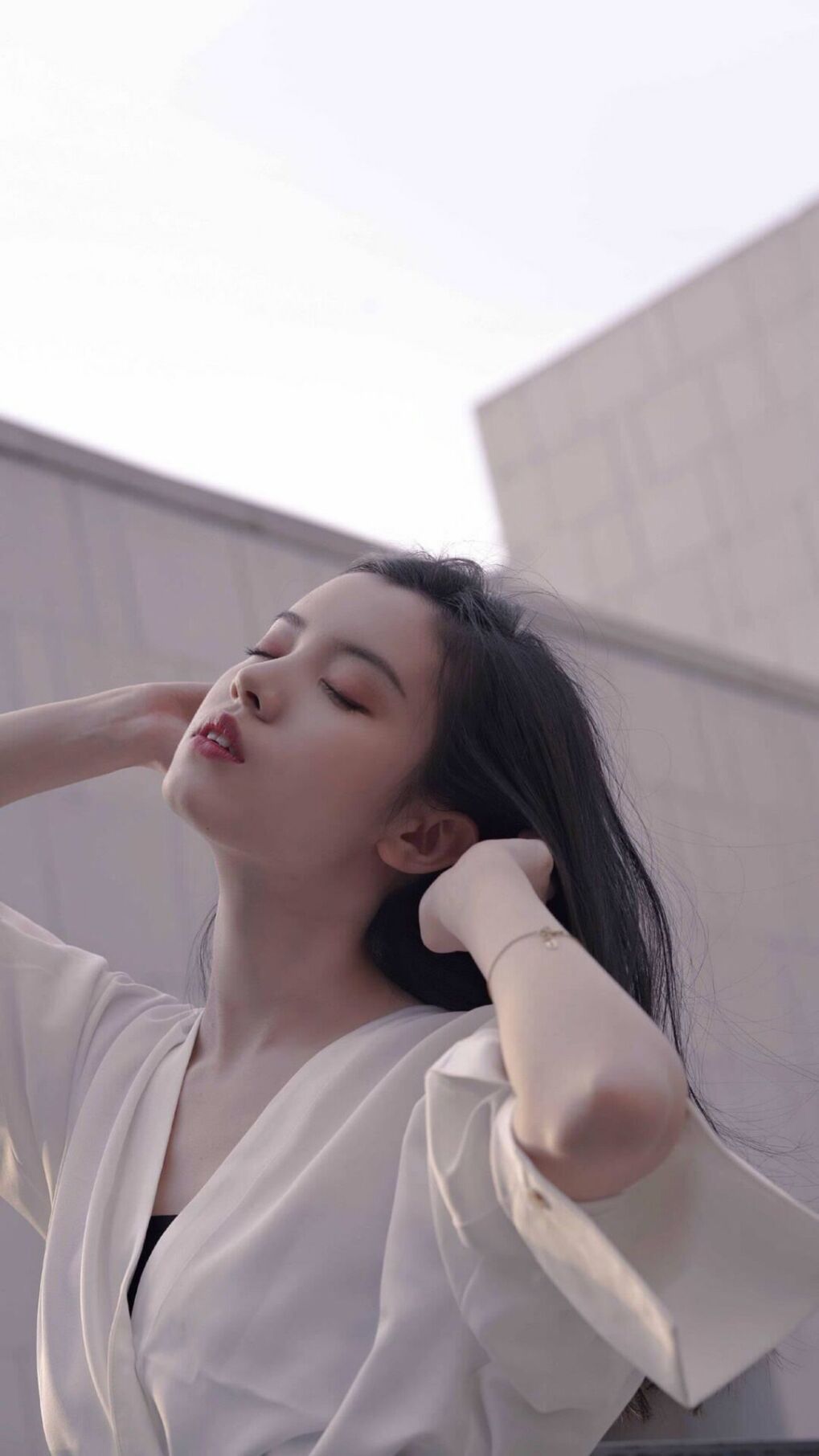 巴黎圣日耳曼4-2战胜里尔，姆巴佩和内马尔建功，巴黎圣日耳曼梅西内马尔姆巴佩